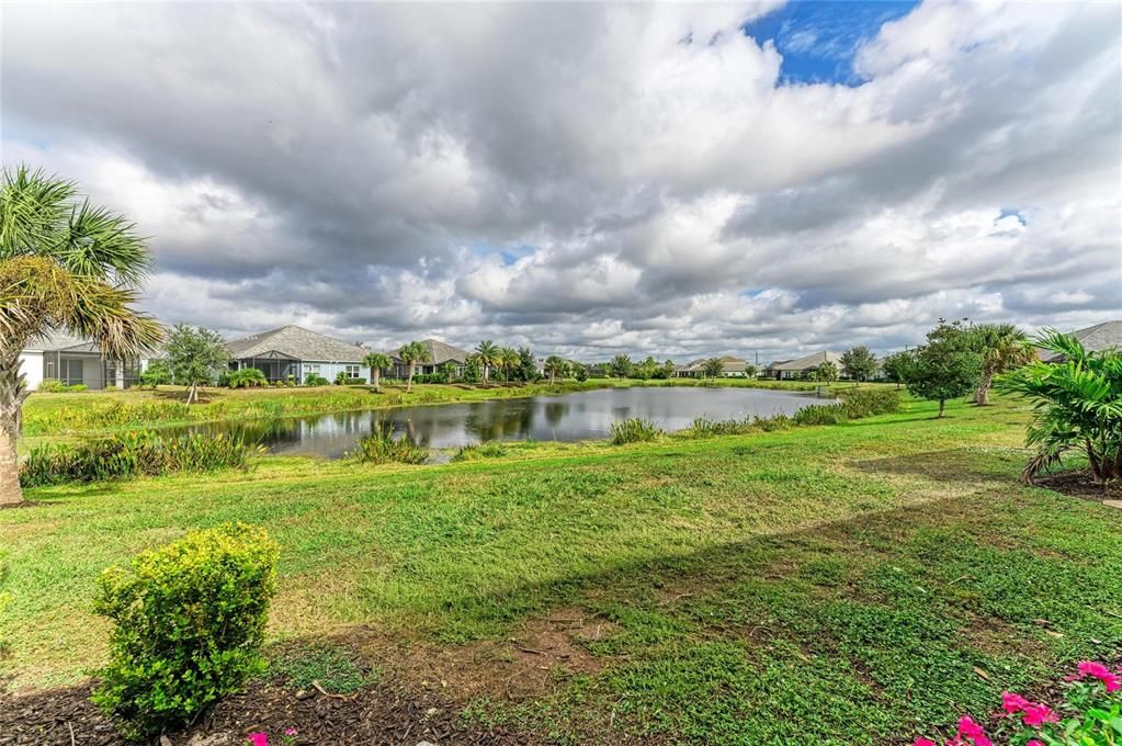 На продажу: $474,900 (2 спален, 2 ванн, 1437 Квадратных фут)