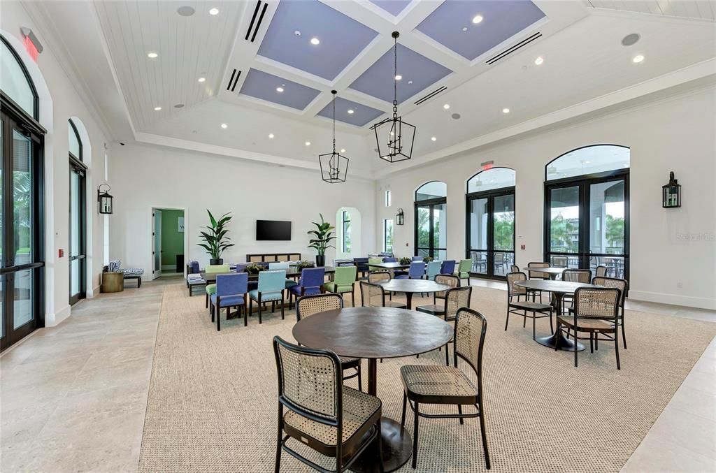 На продажу: $474,900 (2 спален, 2 ванн, 1437 Квадратных фут)