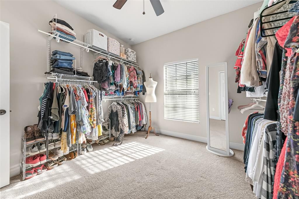 For Sale: $429,900 (4 beds, 2 baths, 1942 Square Feet)