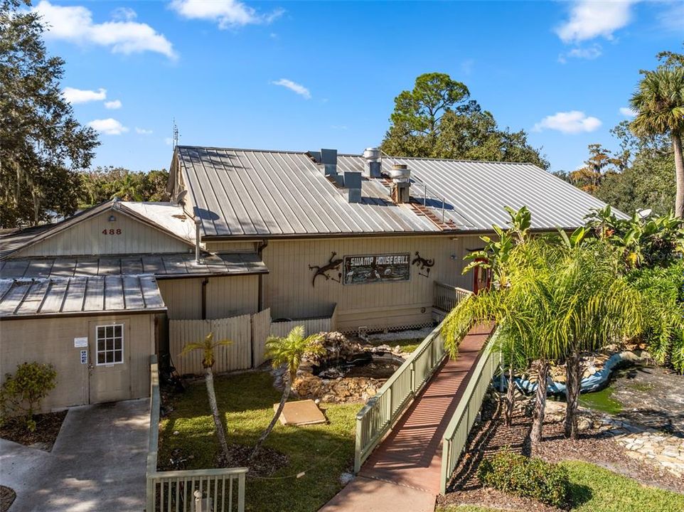 For Sale: $429,900 (4 beds, 2 baths, 1942 Square Feet)