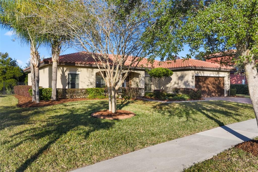 For Sale: $429,900 (4 beds, 2 baths, 1942 Square Feet)