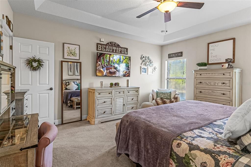 For Sale: $429,900 (4 beds, 2 baths, 1942 Square Feet)