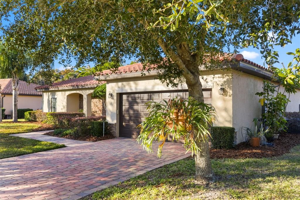 For Sale: $429,900 (4 beds, 2 baths, 1942 Square Feet)