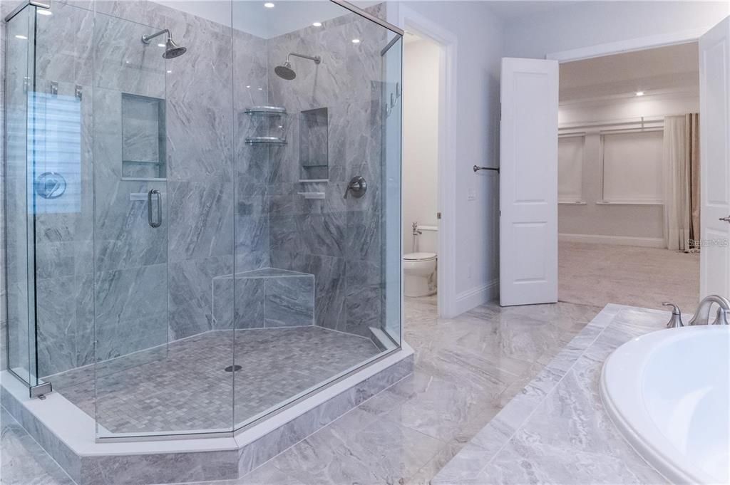 For Rent: $16,000 (5 beds, 5 baths, 7561 Square Feet)