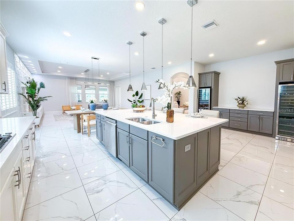 For Rent: $16,000 (5 beds, 5 baths, 7561 Square Feet)