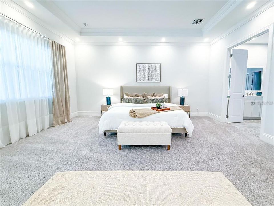 For Rent: $16,000 (5 beds, 5 baths, 7561 Square Feet)