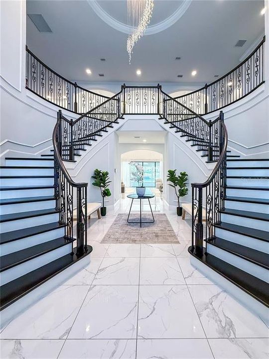 For Rent: $16,000 (5 beds, 5 baths, 7561 Square Feet)