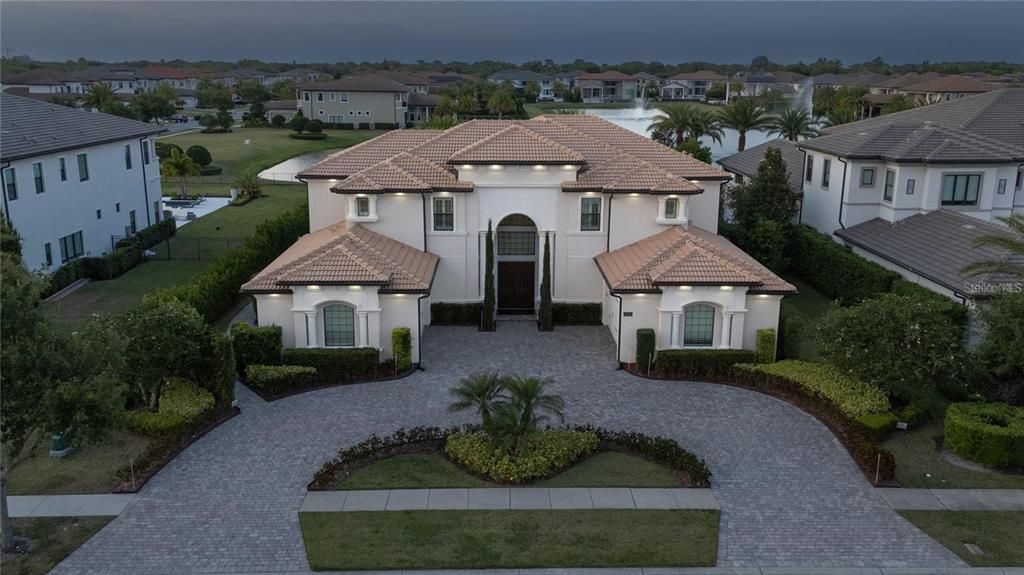 For Rent: $16,000 (5 beds, 5 baths, 7561 Square Feet)