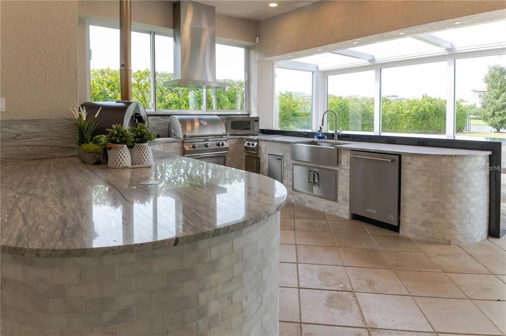 For Rent: $16,000 (5 beds, 5 baths, 7561 Square Feet)