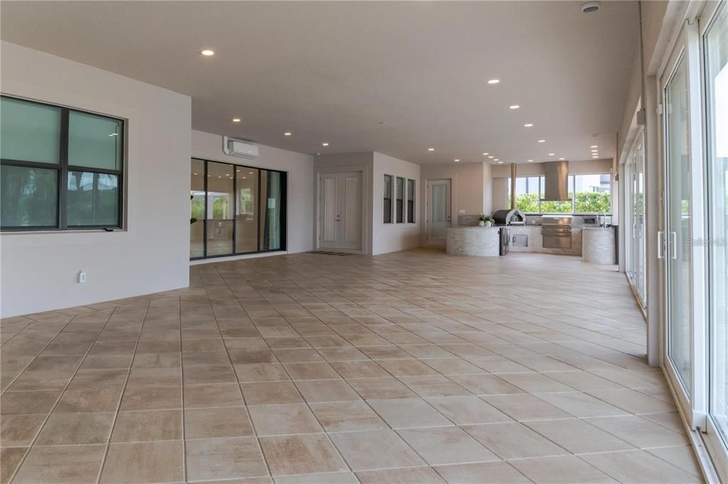 For Rent: $16,000 (5 beds, 5 baths, 7561 Square Feet)