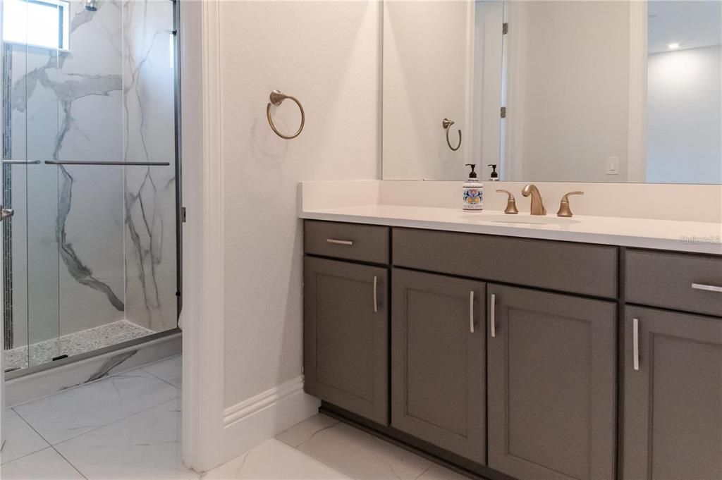 For Rent: $16,000 (5 beds, 5 baths, 7561 Square Feet)