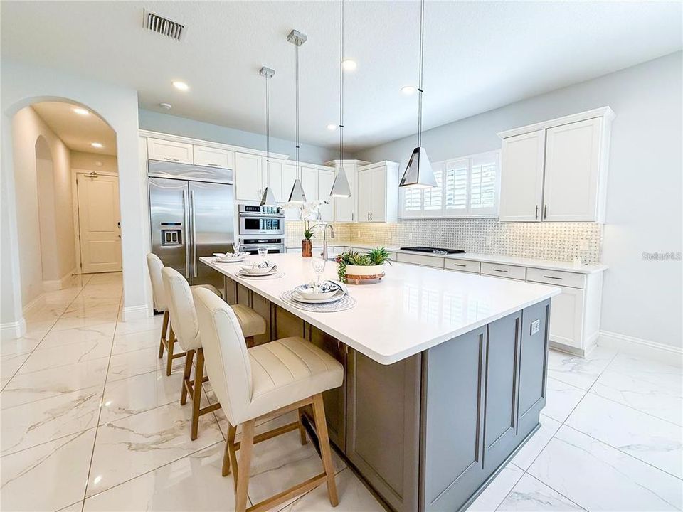 For Rent: $16,000 (5 beds, 5 baths, 7561 Square Feet)