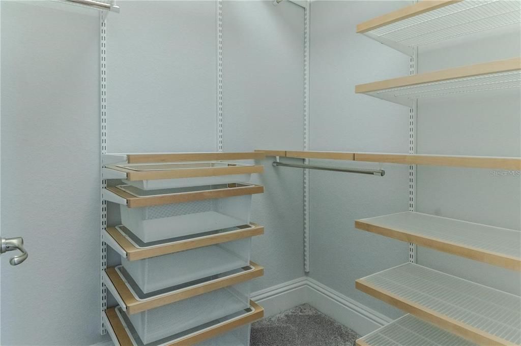 For Rent: $16,000 (5 beds, 5 baths, 7561 Square Feet)