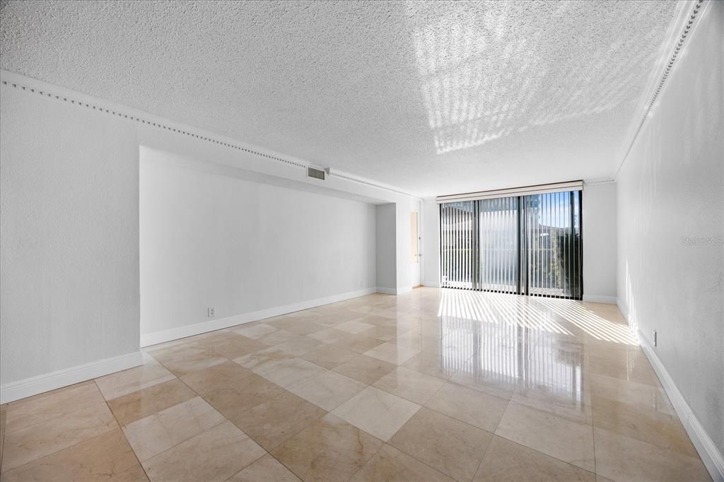 En Venta: $450,000 (2 camas, 2 baños, 1395 Pies cuadrados)