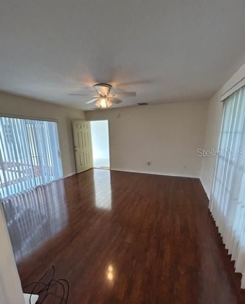 For Sale: $315,000 (2 beds, 2 baths, 1722 Square Feet)