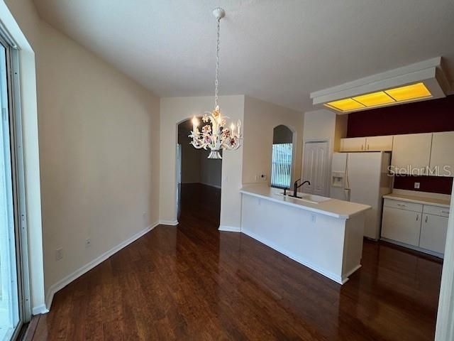 For Sale: $315,000 (2 beds, 2 baths, 1722 Square Feet)