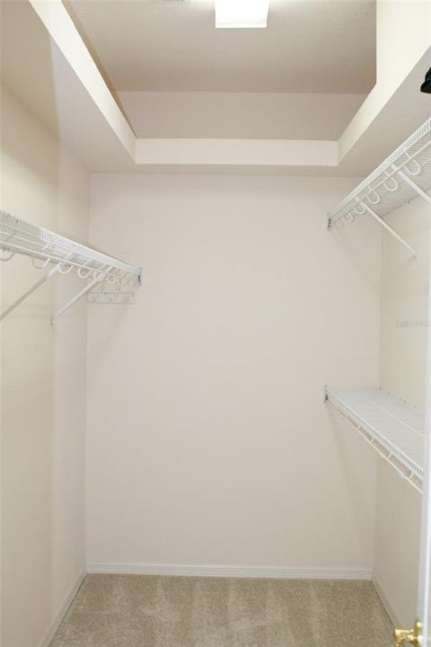 For Sale: $315,000 (2 beds, 2 baths, 1722 Square Feet)