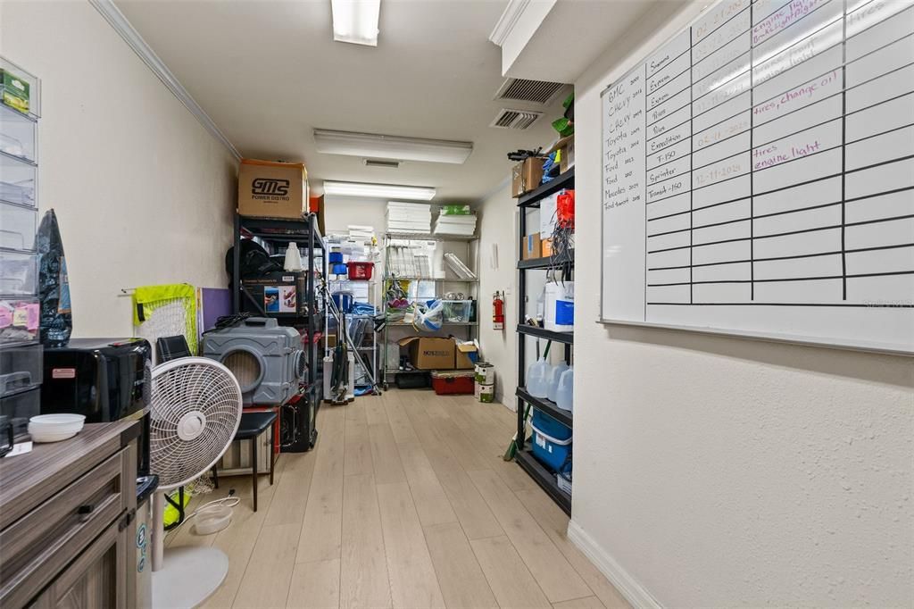 На продажу: $310,000 (0 спален, 0 ванн, 1072 Квадратных фут)