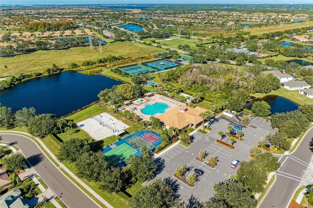 For Rent: $2,950 (3 beds, 2 baths, 2162 Square Feet)