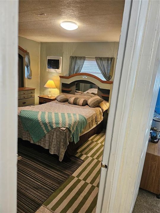 В аренду: $1,400 (2 спален, 1 ванн, 1600 Квадратных фут)