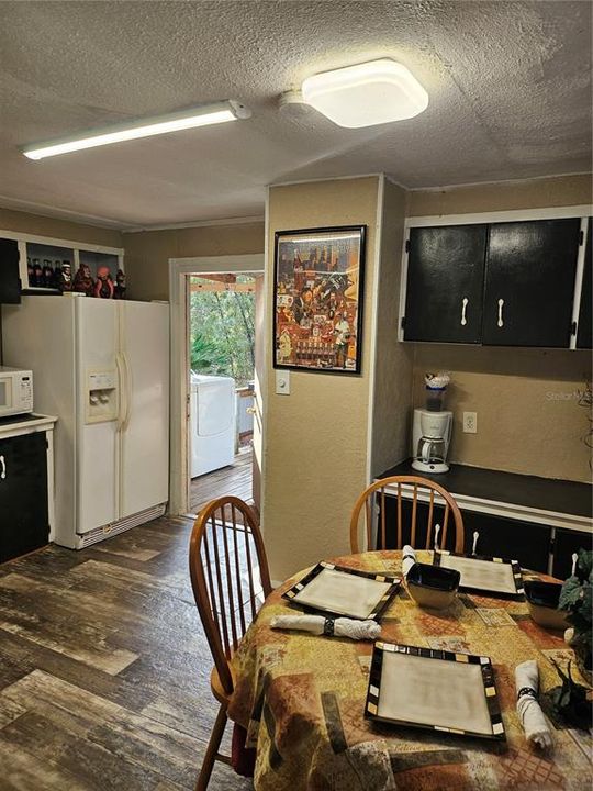 В аренду: $1,400 (2 спален, 1 ванн, 1600 Квадратных фут)