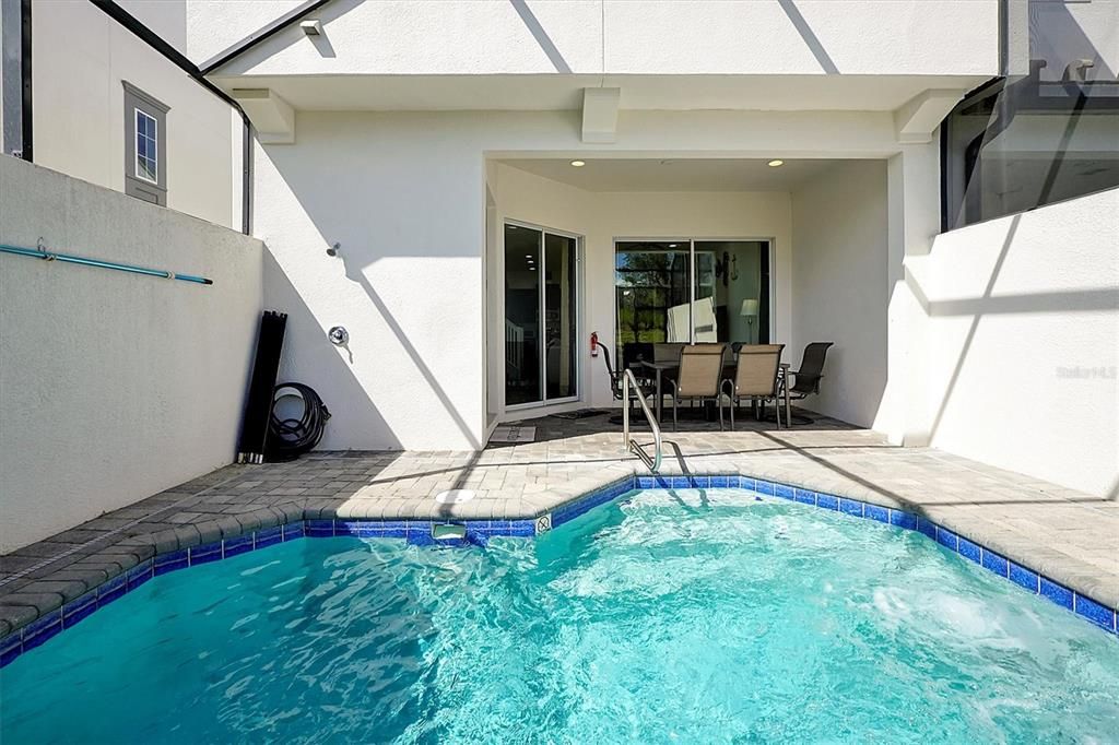 出租: $2,700 (5 贝兹, 5 浴室, 2340 平方英尺)