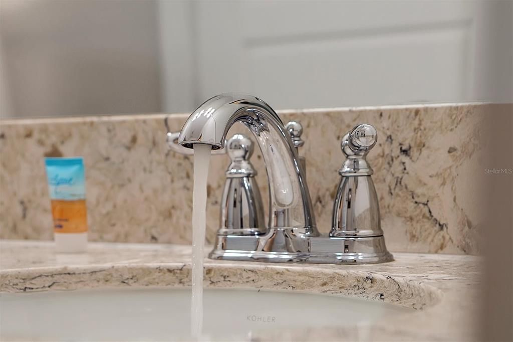 出租: $2,700 (5 贝兹, 5 浴室, 2340 平方英尺)