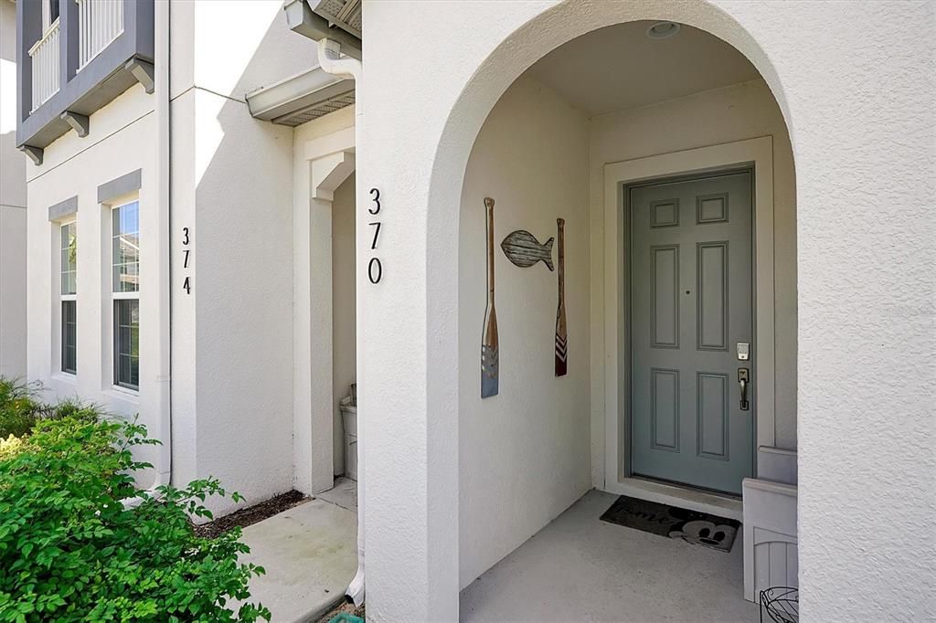 出租: $2,700 (5 贝兹, 5 浴室, 2340 平方英尺)