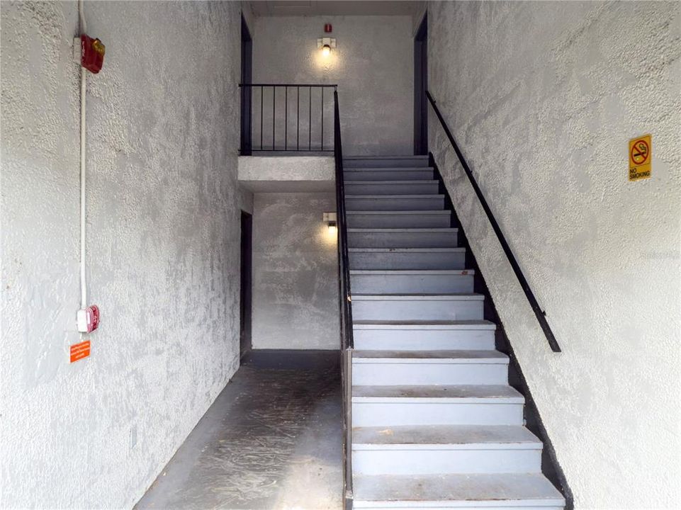 For Rent: $1,500 (2 beds, 2 baths, 976 Square Feet)