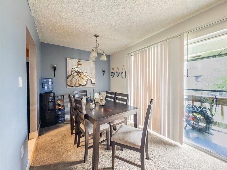 For Rent: $1,500 (2 beds, 2 baths, 976 Square Feet)