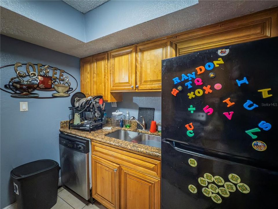 For Rent: $1,500 (2 beds, 2 baths, 976 Square Feet)