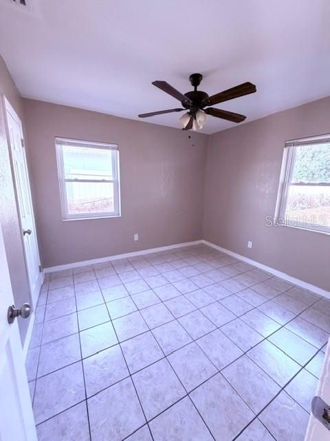 For Rent: $1,800 (2 beds, 1 baths, 910 Square Feet)