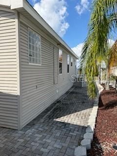 For Sale: $174,000 (2 beds, 3 baths, 975 Square Feet)
