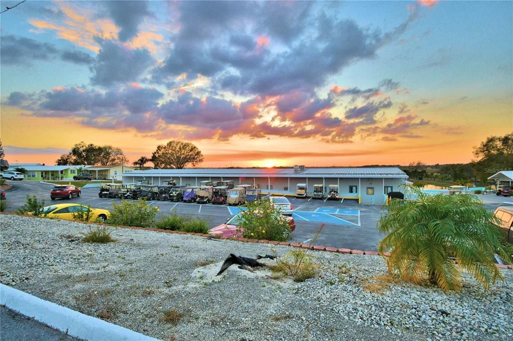 For Sale: $174,000 (2 beds, 3 baths, 975 Square Feet)