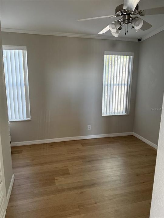 For Sale: $174,000 (2 beds, 3 baths, 975 Square Feet)