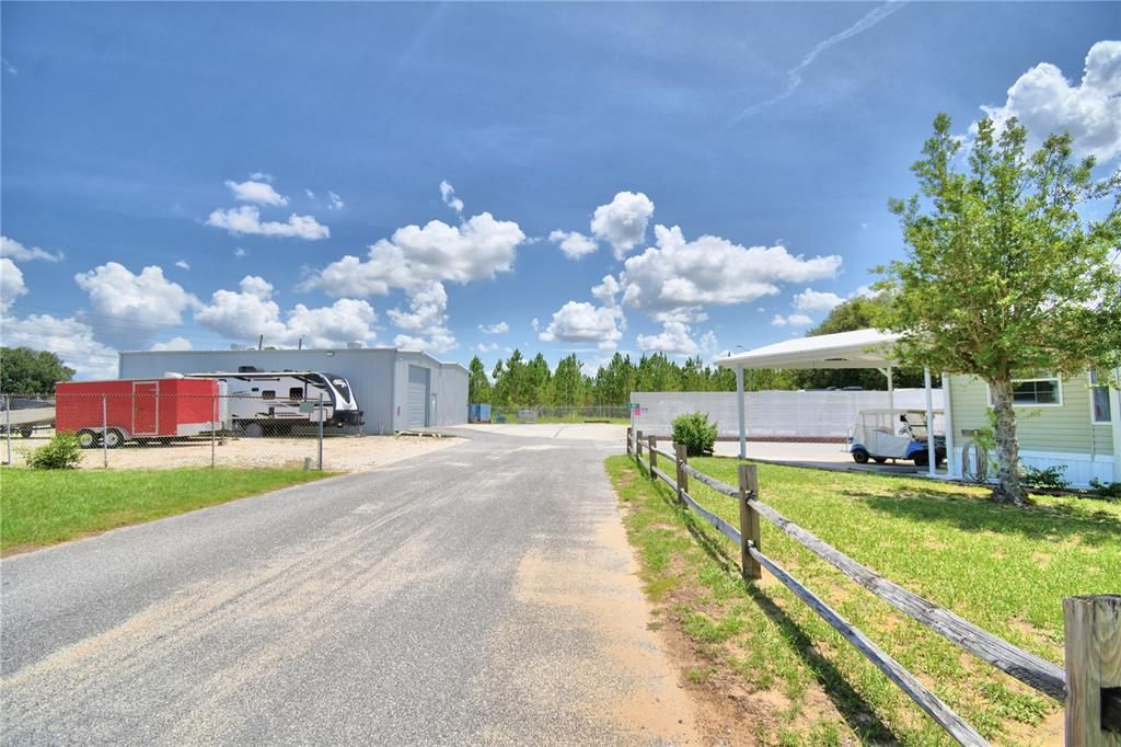 Active With Contract: $149,900 (2 beds, 3 baths, 975 Square Feet)