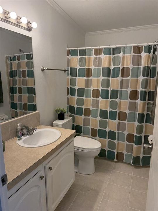 For Sale: $174,000 (2 beds, 3 baths, 975 Square Feet)