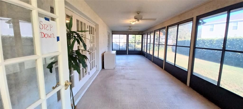 Active With Contract: $297,700 (3 beds, 2 baths, 1865 Square Feet)