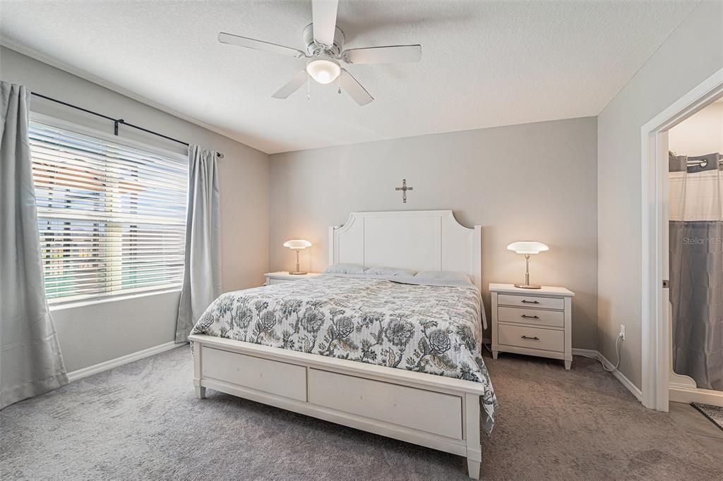 Active With Contract: $290,000 (3 beds, 2 baths, 1516 Square Feet)