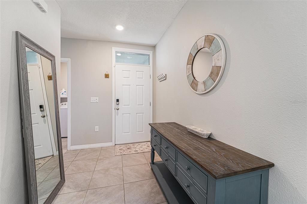 Active With Contract: $290,000 (3 beds, 2 baths, 1516 Square Feet)