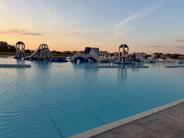 Active With Contract: $290,000 (3 beds, 2 baths, 1516 Square Feet)