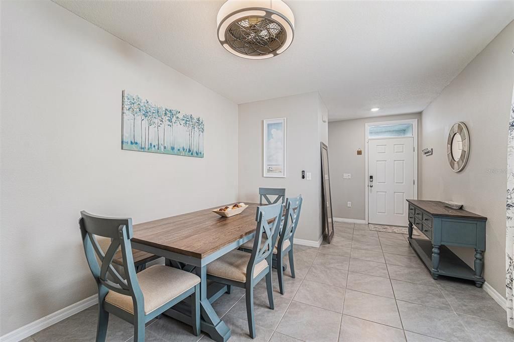 Active With Contract: $290,000 (3 beds, 2 baths, 1516 Square Feet)