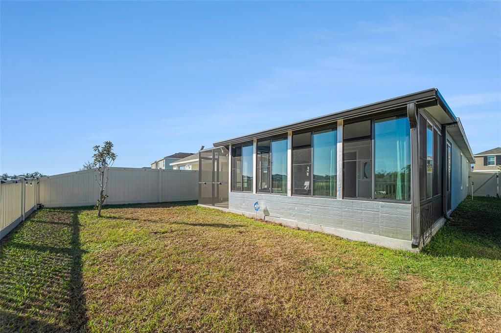 Active With Contract: $290,000 (3 beds, 2 baths, 1516 Square Feet)