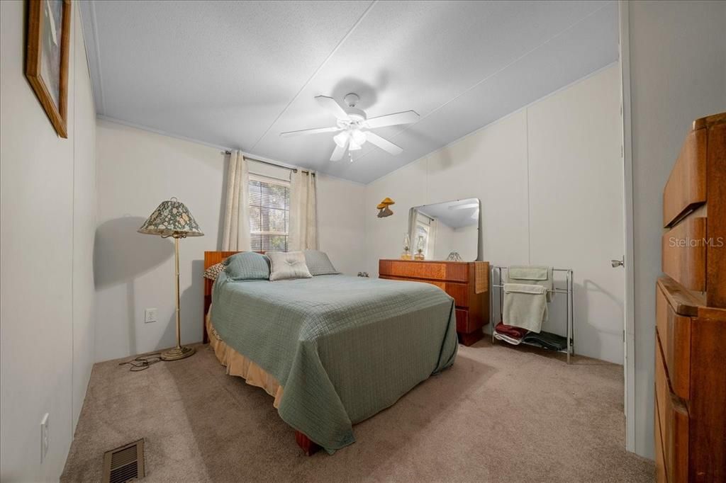 Active With Contract: $362,500 (3 beds, 2 baths, 1600 Square Feet)