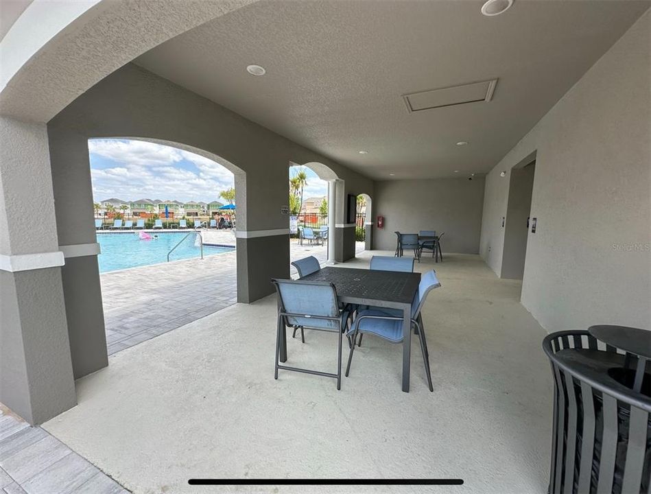 For Rent: $2,150 (3 beds, 2 baths, 1453 Square Feet)