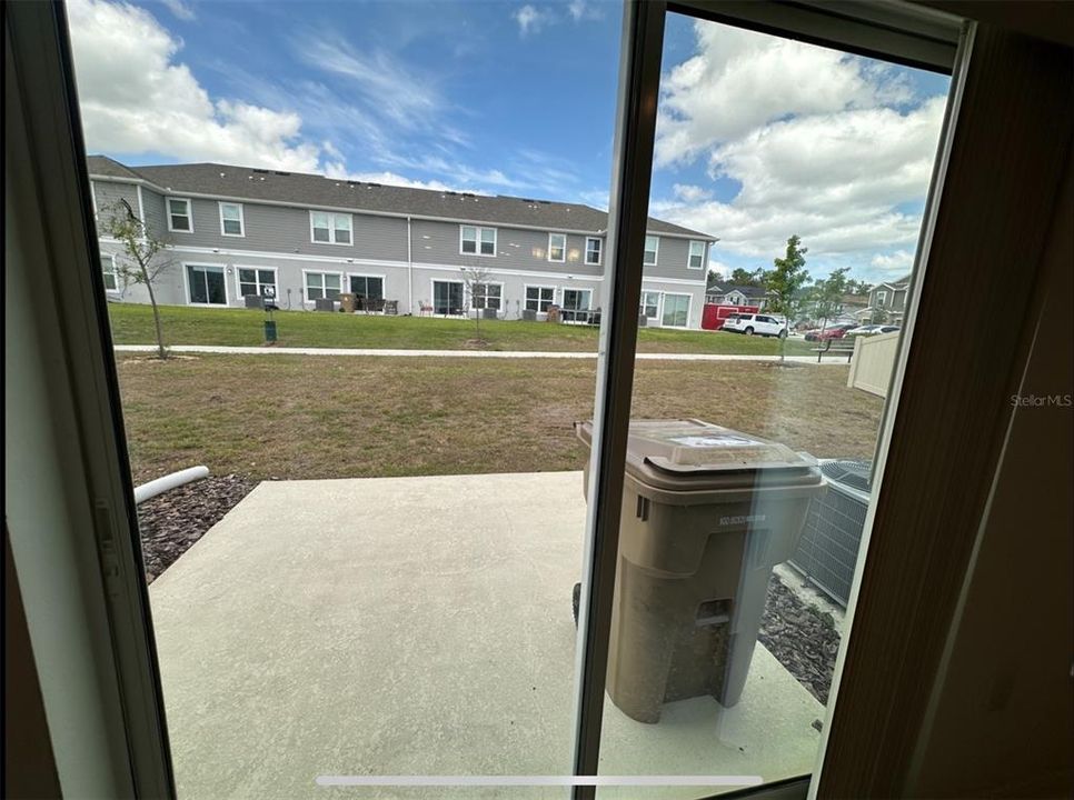 For Rent: $2,150 (3 beds, 2 baths, 1453 Square Feet)