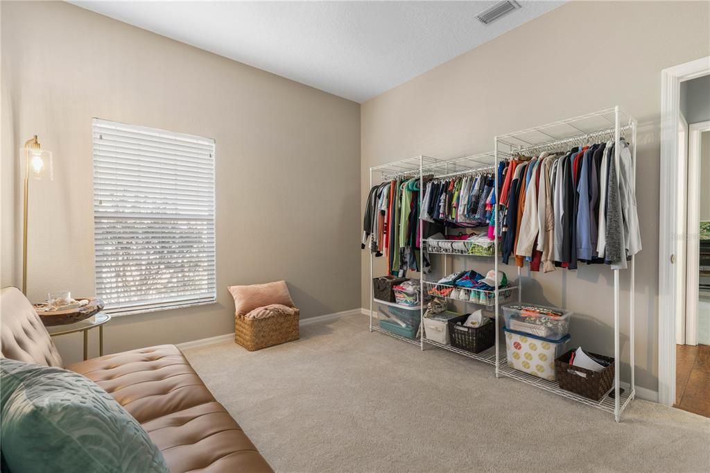 На продажу: $395,000 (3 спален, 2 ванн, 2026 Квадратных фут)