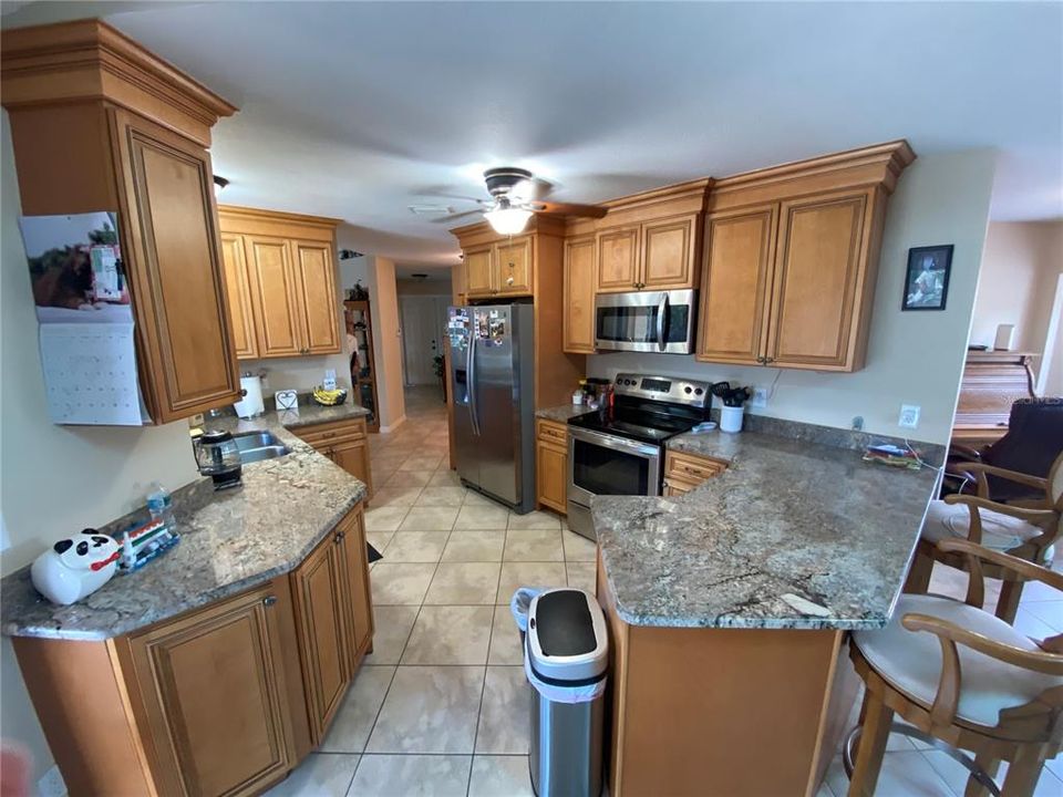 На продажу: $362,000 (3 спален, 2 ванн, 2076 Квадратных фут)