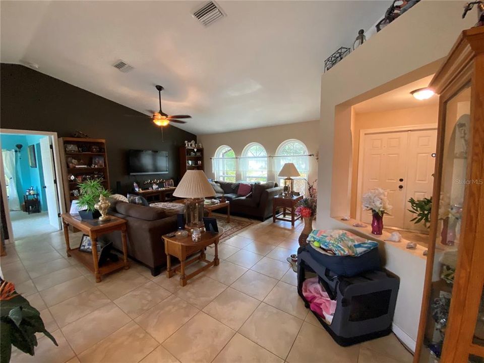 На продажу: $362,000 (3 спален, 2 ванн, 2076 Квадратных фут)