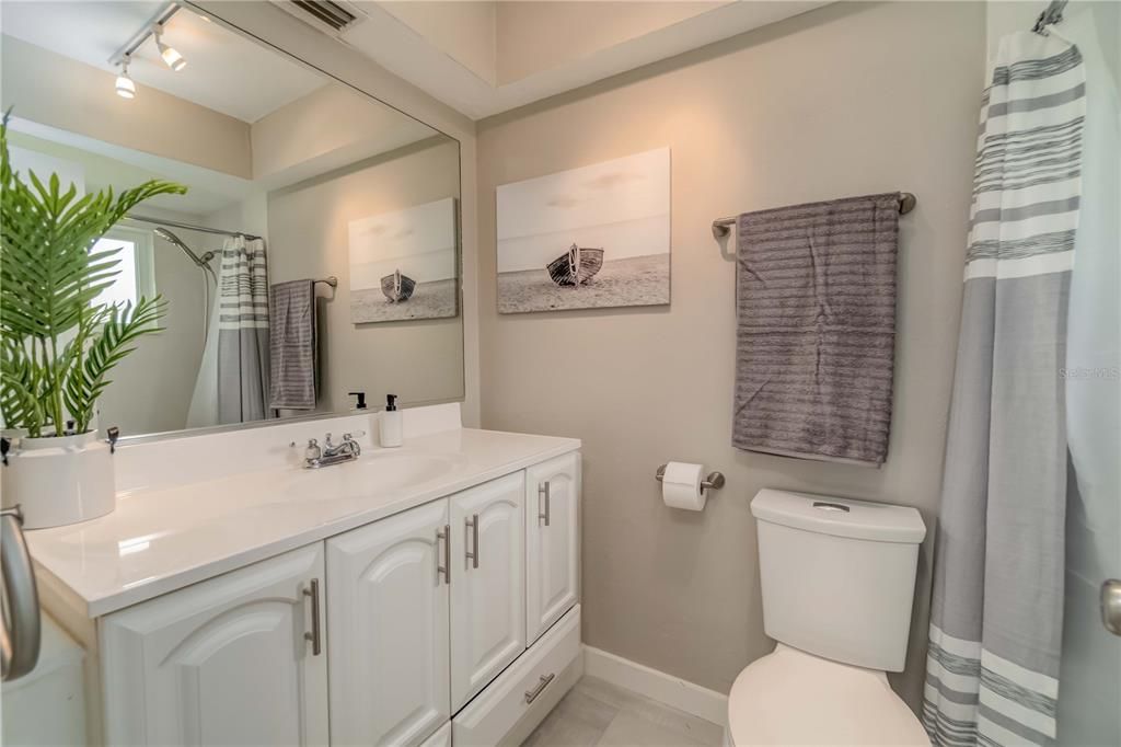 В аренду: $2,600 (3 спален, 2 ванн, 1490 Квадратных фут)